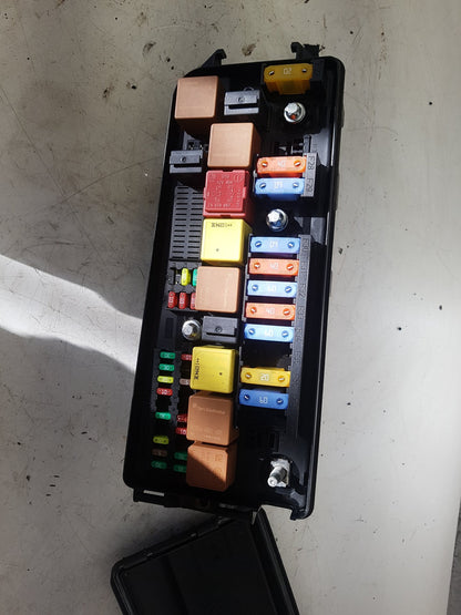 2010 Saab 9-3  Estate Engine Fuse Box 460 023 260