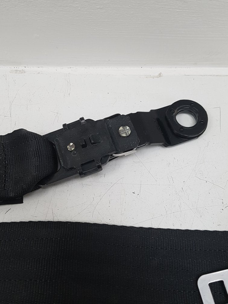 2004 - 2010 Volvo V50   Estate Left Front Seat Belt 8639693