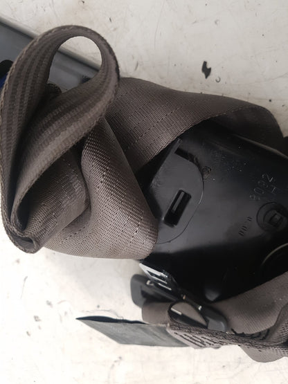 2002 - 2006 Volvo XC90  Estate Left Front Seat Belt 8686631