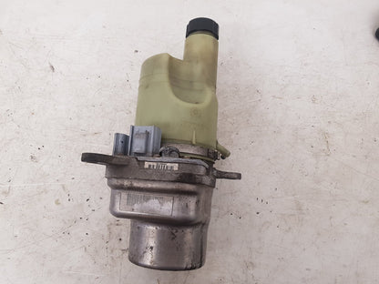 2006 - 2012 Volvo C30  Hatchback Power Steering Pump 31302196