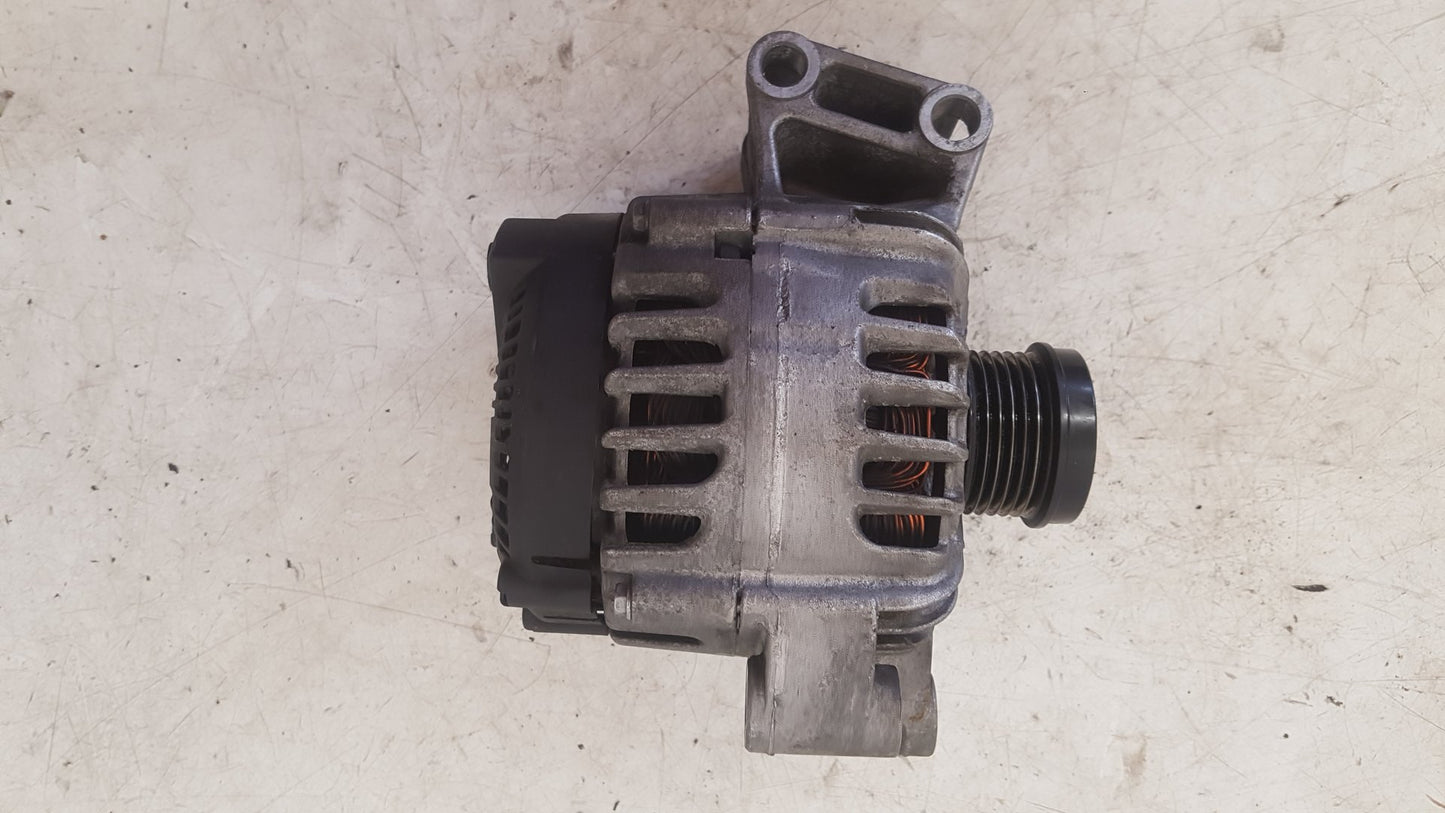 Volvo V40 T2 Alternator 2015 30644798 Series 525 526 B4164T4 VRAC Grade A
