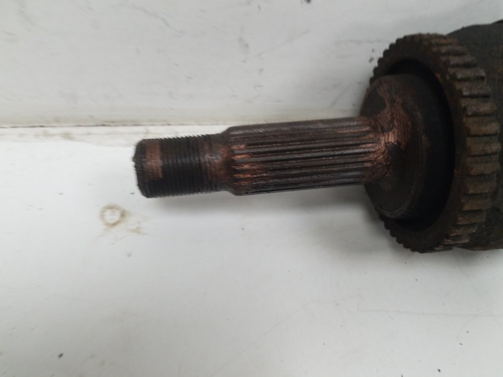 1998 - 2004 Volvo S40  Saloon Driveshaft (Manual) UK Drivers Side Front.