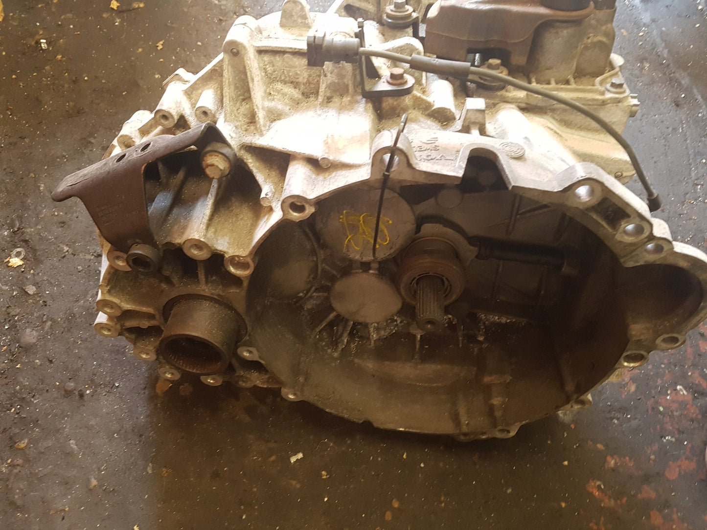 2009 - 2015 Volvo XC60  Estate Manual Gearbox 9482390
