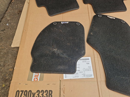 2015 - 2019 Volvo V40 Cross Country  Hatchback Floor Mats