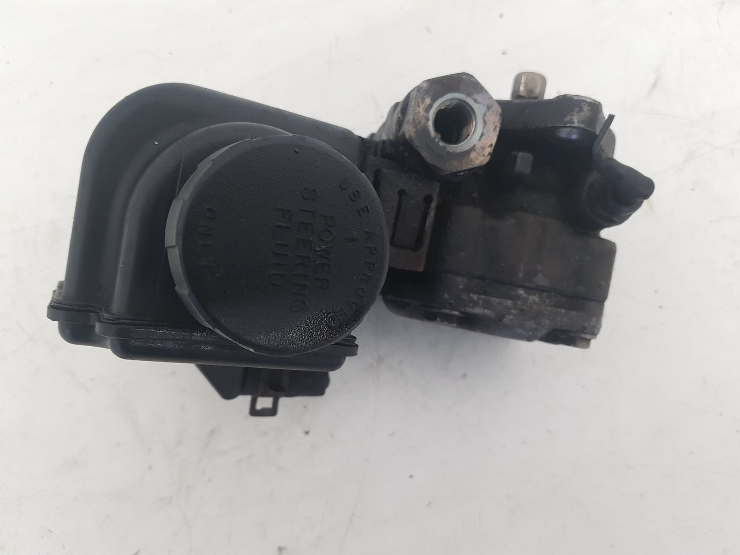 2004 Saab 9-3  Convertible POWER STEERING RESEVOIR 12785125