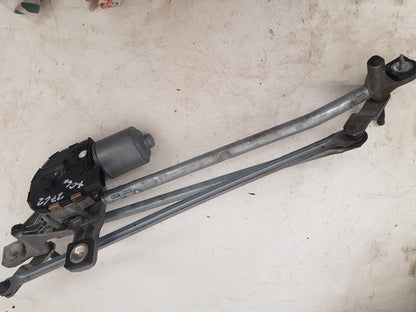 2008 - 2013 Volvo XC60 I 156 Estate WIPER MOTOR (FRONT) & LINKAGE 31333455