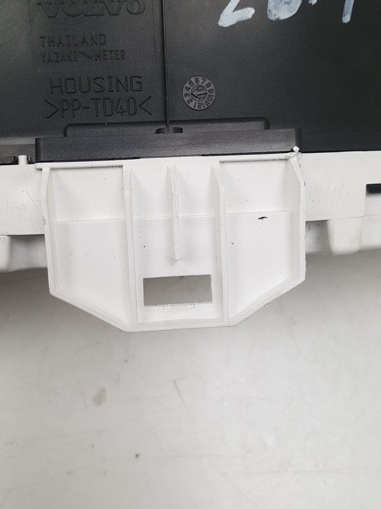 2004 - 2010 Volvo V50   Estate Instrument Cluster 30733375