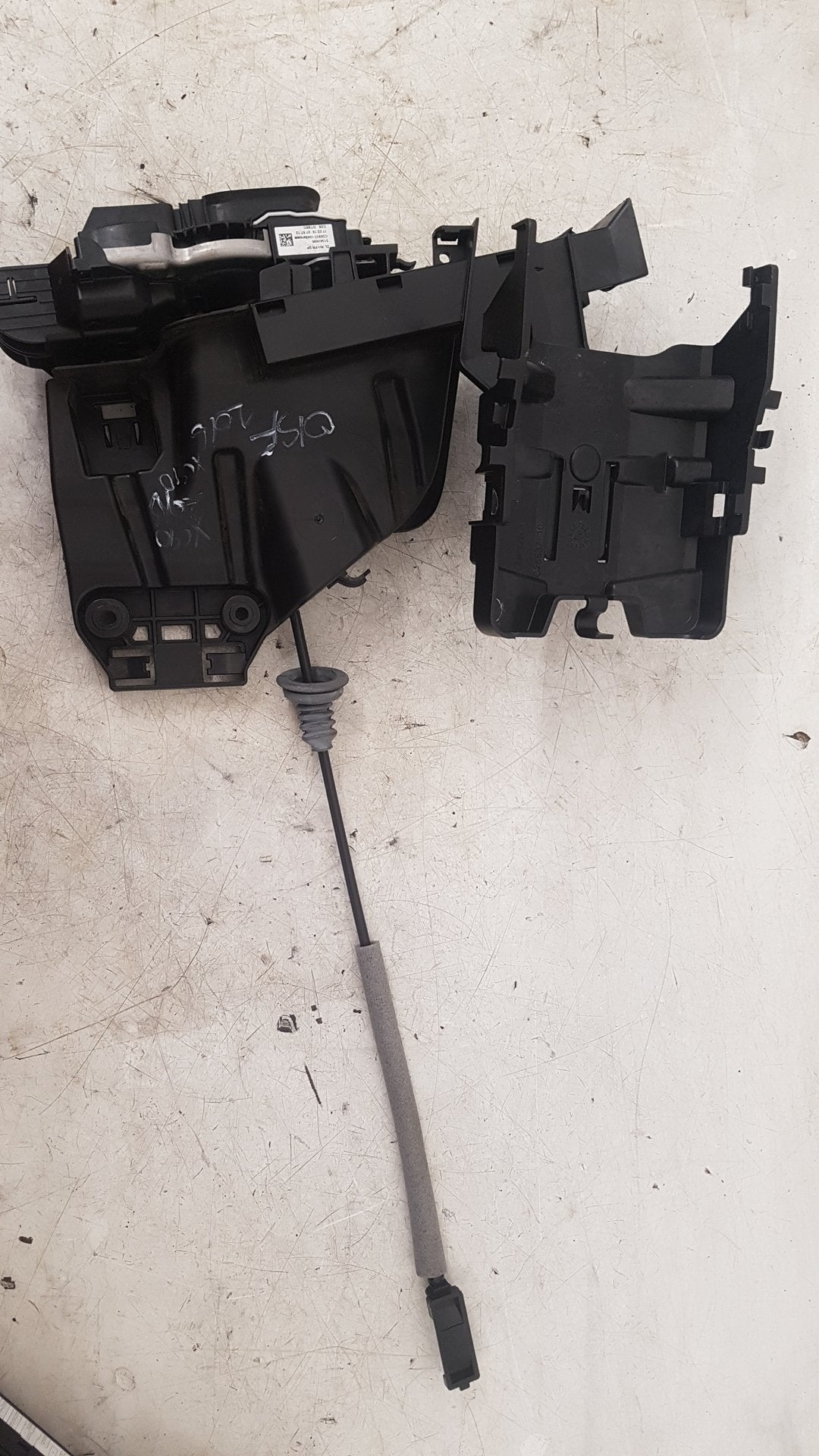 2015-2026 Volvo XC90 II 256 SUV Front Right Door Lock Mechanism 31349895