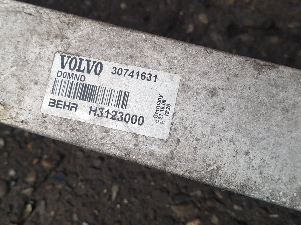 2007 - 2012 Volvo C70  Convertible Intercooler 30741631