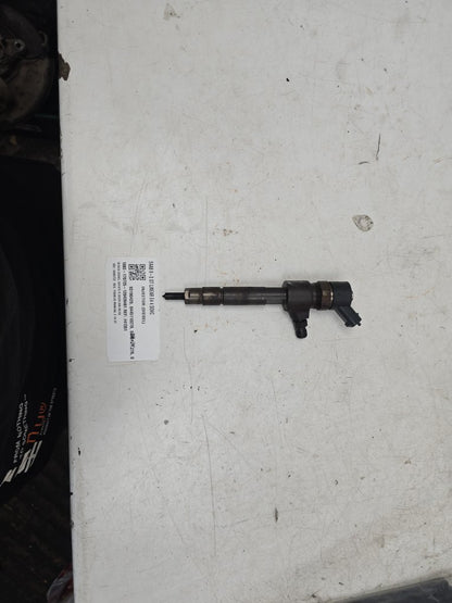 2005 - 2012 Saab 9-3  Estate Fuel Injector 93190429
