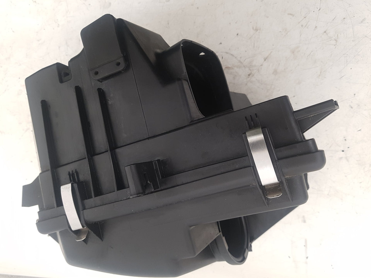 2002 - 2006 Volvo XC90  Estate Air Filter Box 30647129