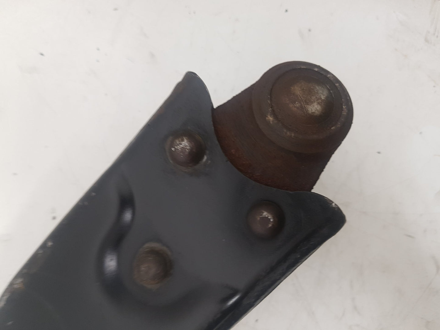 2006 - 2013 Volvo C30  Hatchback Left Front Lower Control Arm
