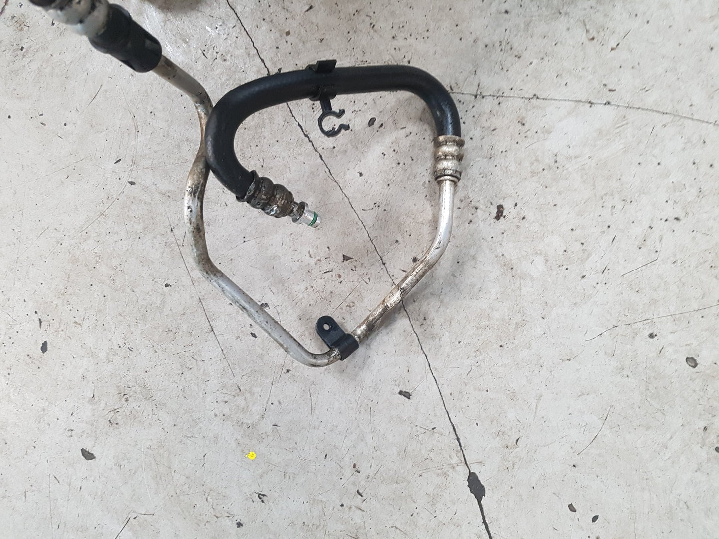 2010 - 2016 Volvo S80  Saloon Power Steering Pump Pipe 31280864