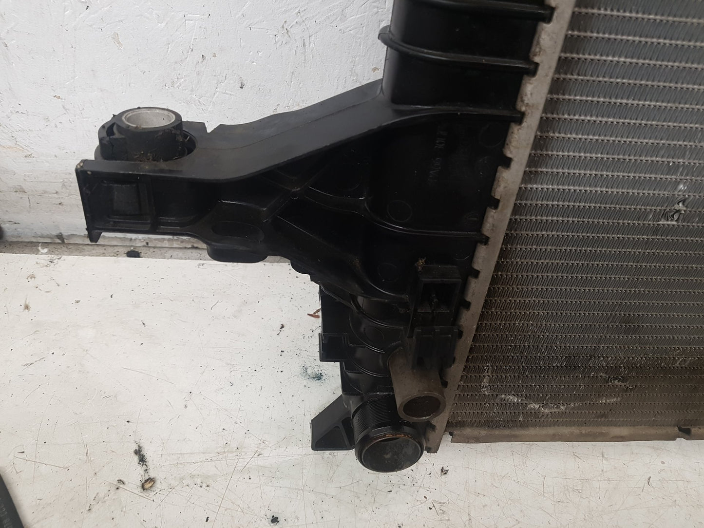 2011 - 2014 Volvo XC90  Estate RADIATOR (AUTOMATIC)  (A/C CAR) 31293550