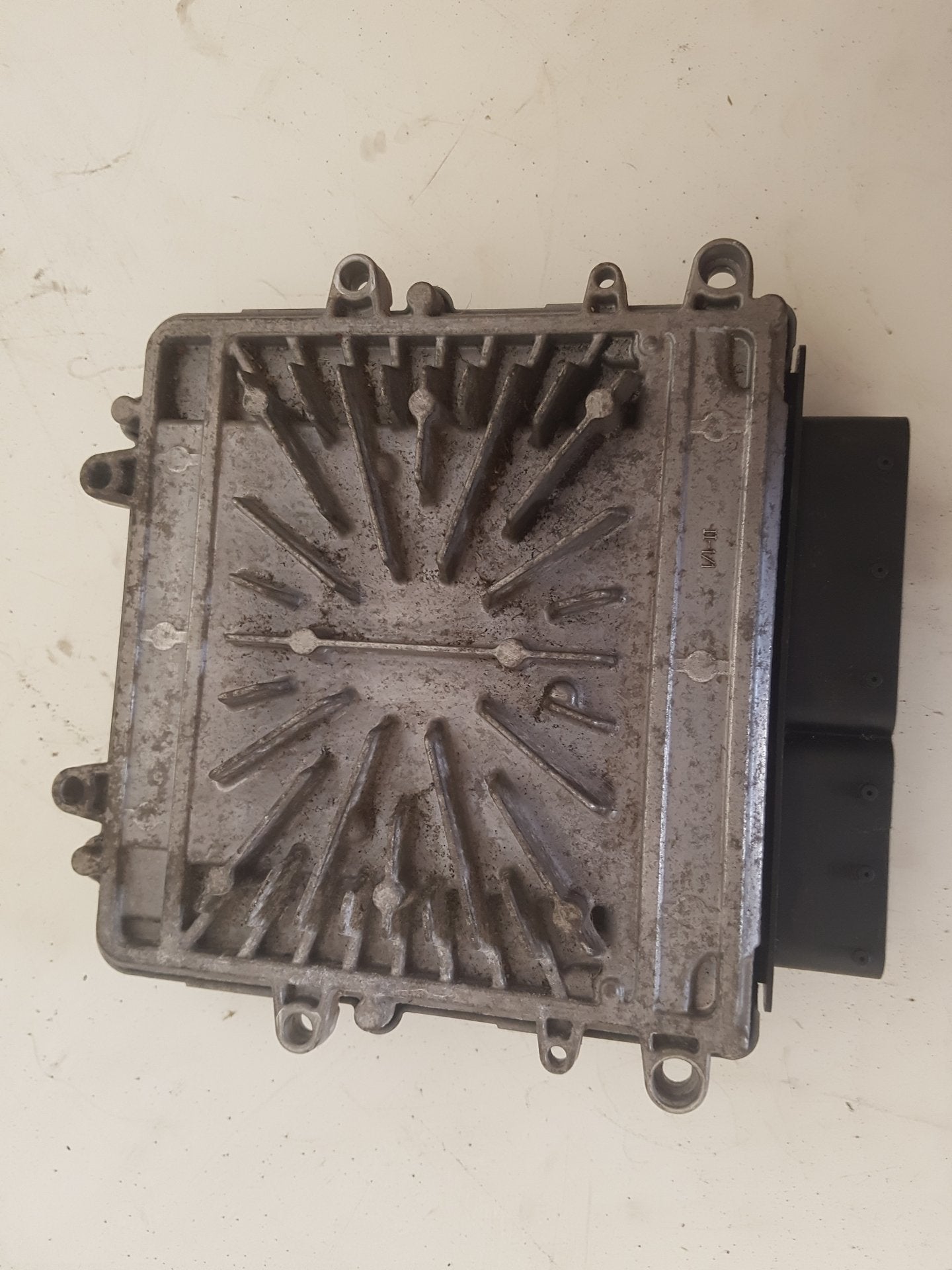 2014 Volvo V40 Cross Country  Hatchback Engine ECU 31336983