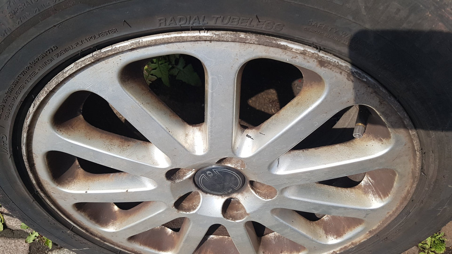 2005 Volvo V70  Estate Alloy Wheel 3524367