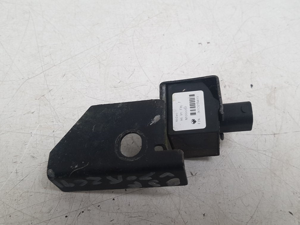 2003 - 2007 Volvo V70  Estate Crash Sensor 8691734