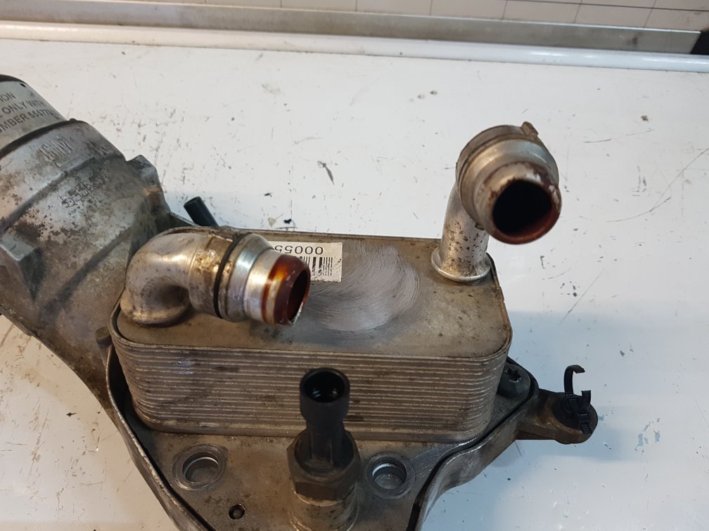 2010 - 2012 Saab 95  Saloon Engine Oil Cooler 55577033