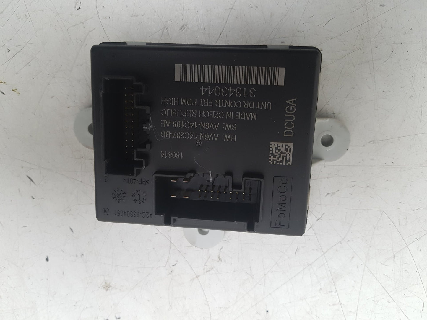 2013 - 2015 Volvo V60  Estate Door Control Module 31343044