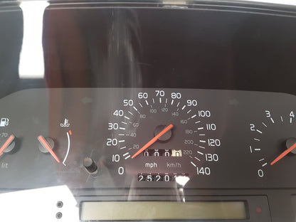 1992 - 1997 Volvo 850  Estate Instrument Cluster 9128095