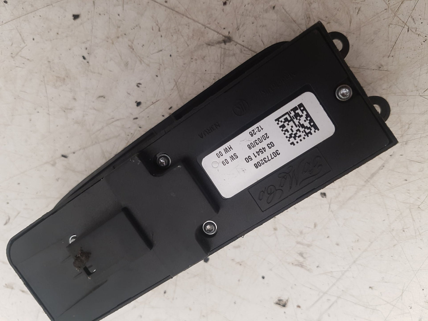 2010 - 2012 Volvo C30   Right Front Window Switch 30773208