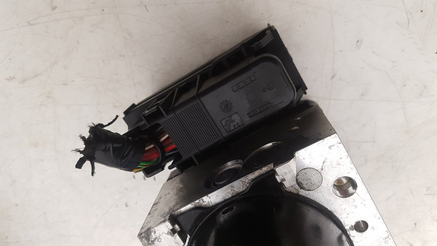 2008 - 2017 Volvo XC60 I 156 SUV ABS Pump/Modulator 31329137