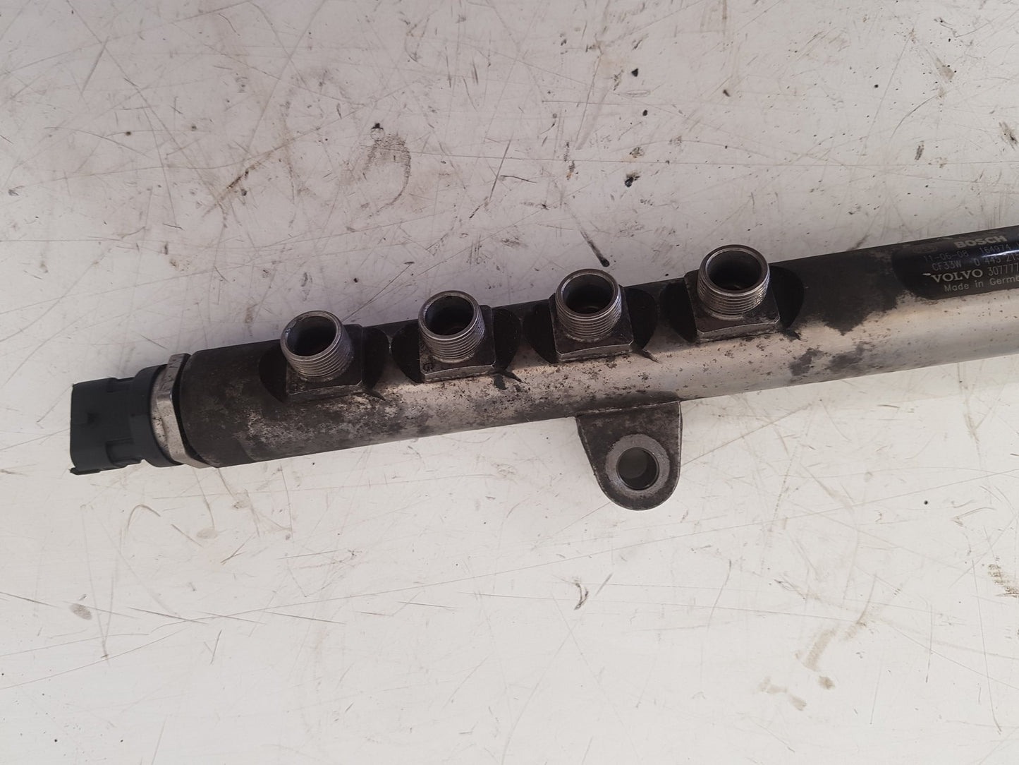 2009 - 2013 Volvo V60  Estate Injection Rail 0445215025