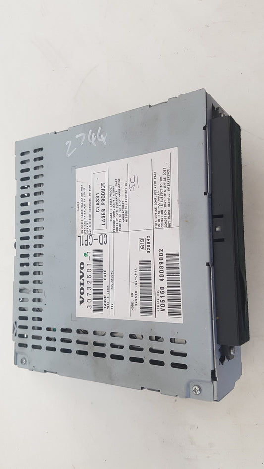 2005 Volvo V50  Estate CD Player 30732601