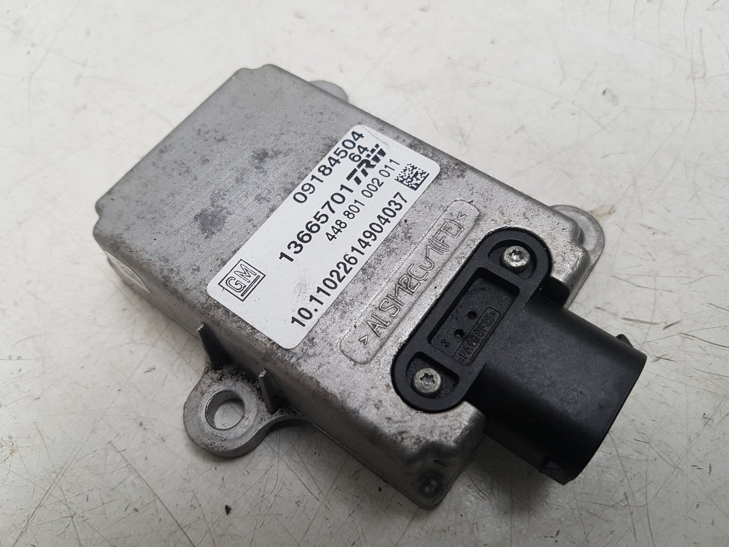 2004 Saab 9-3  Convertible YAW SENSOR 9184504