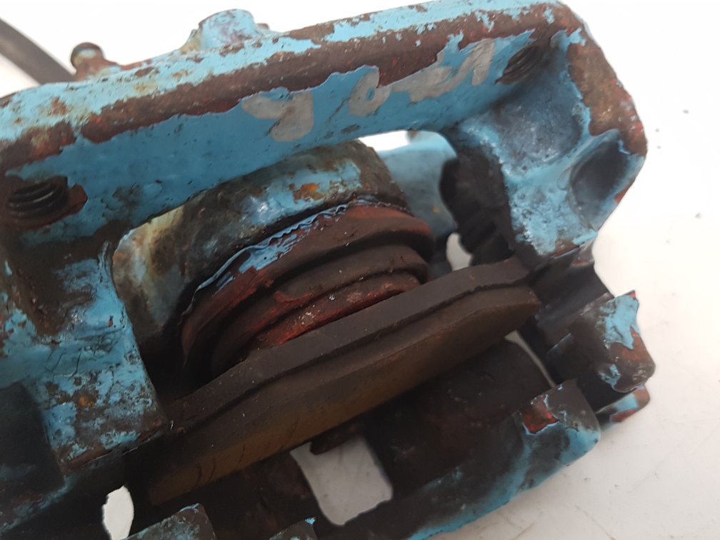 1997 - 2000 Volvo V70  Estate Right Rear Caliper