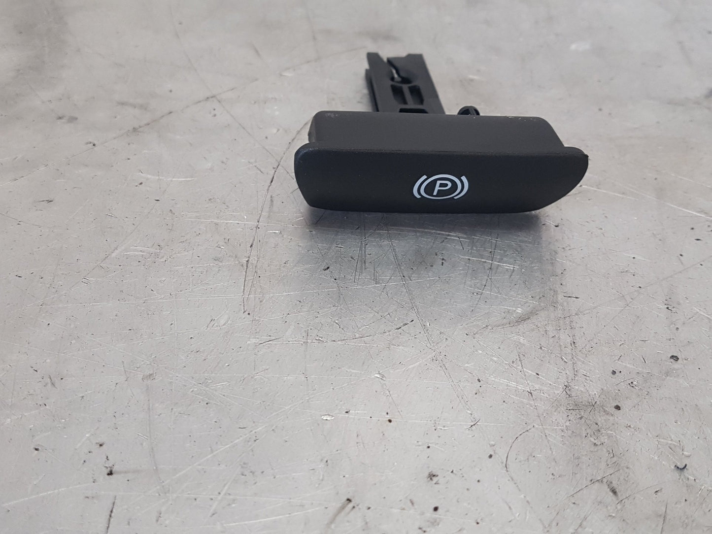 2002 - 2014 Volvo XC90  Estate ELECTRONIC PARKING BRAKE 8683963