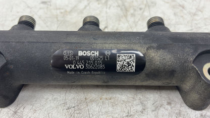 2011 - 2014 Volvo XC90  Estate Injection Rail 30622085
