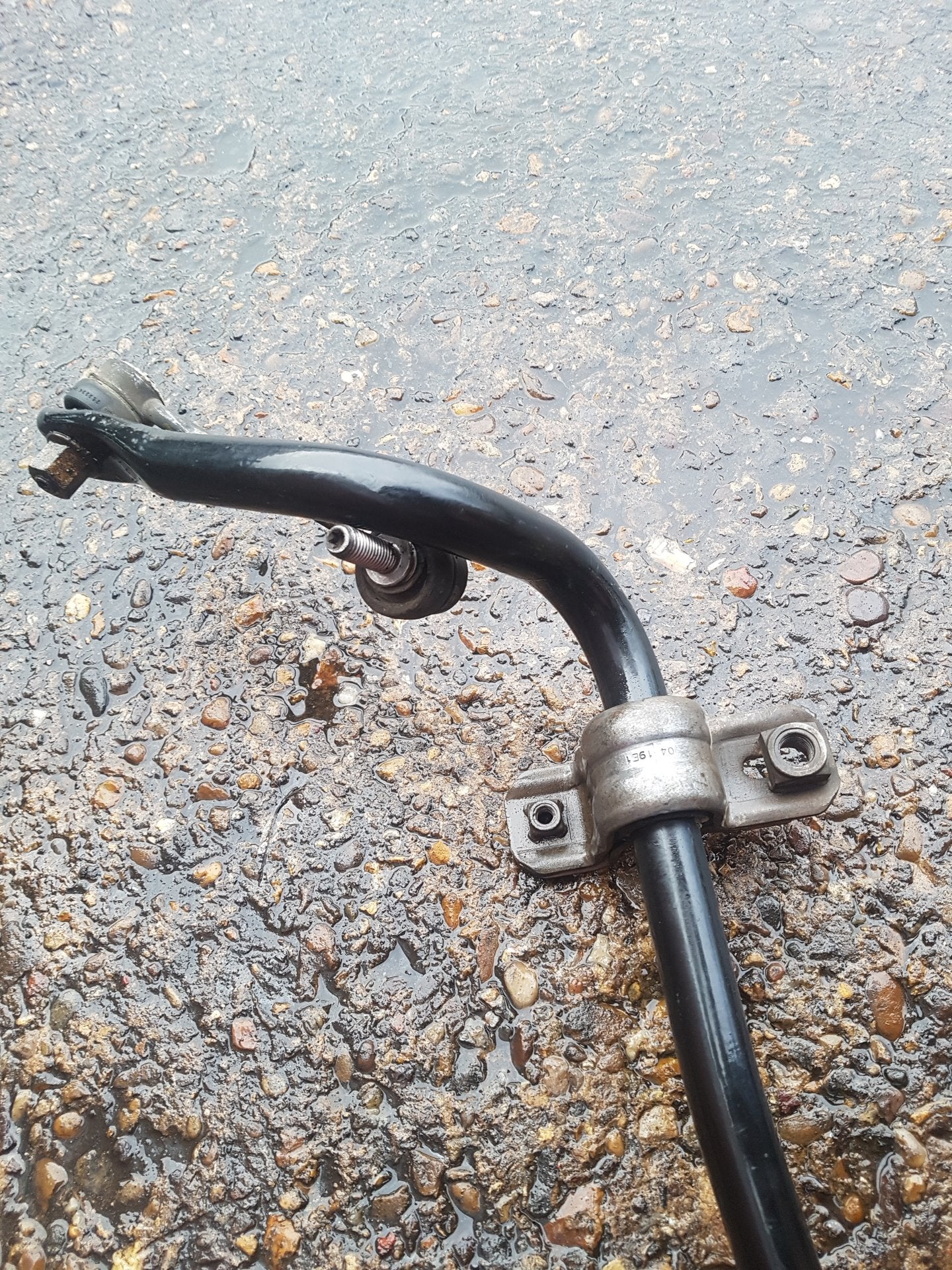 2011 - 2014 Volvo XC90  Estate Front Sway Bar 31429569 AA