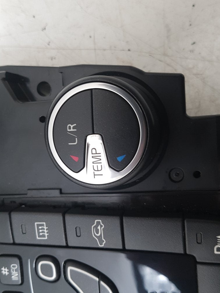 2012 - 2016 Volvo V40  Hatchback Heater Controls 31398643