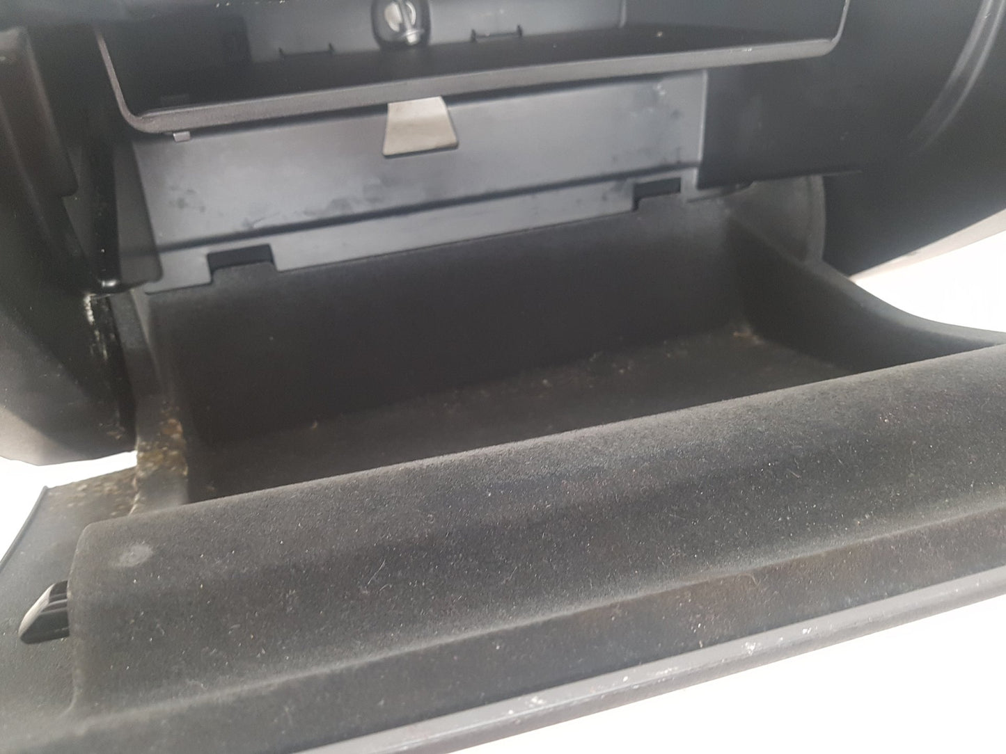 2013 - 2016 Volvo V40 III 525 Hatchback Glove Box 31477862