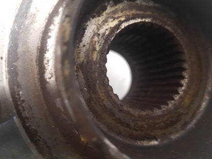2010 - 2012 Saab 9-5  Saloon Right Front Hub Assembly
