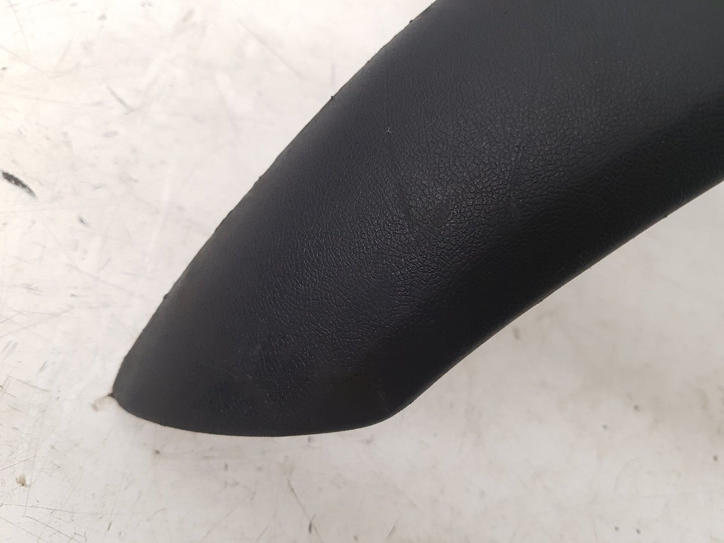 2000 - 2007 Volvo XC70  Estate Left Front Wheel Arch Moulding 30678043
