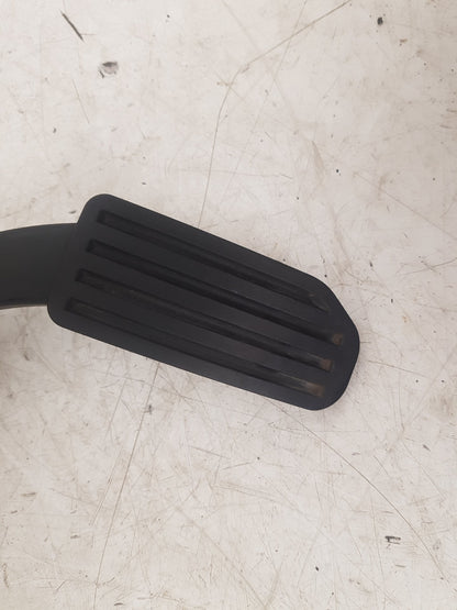 2010 - 2014 Volvo V60  Estate Accelerator Pedal 31329060