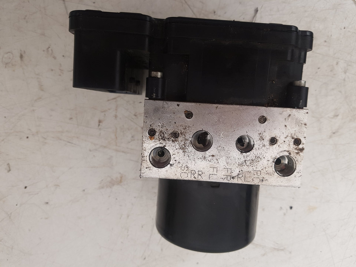 2011 - 2014 Volvo V60 I 155 Estate ABS Pump/Modulator 31329137