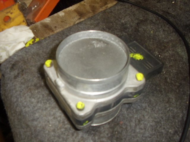 2000 - 2002 Saab 9-3   Air Flow Meter 9179986