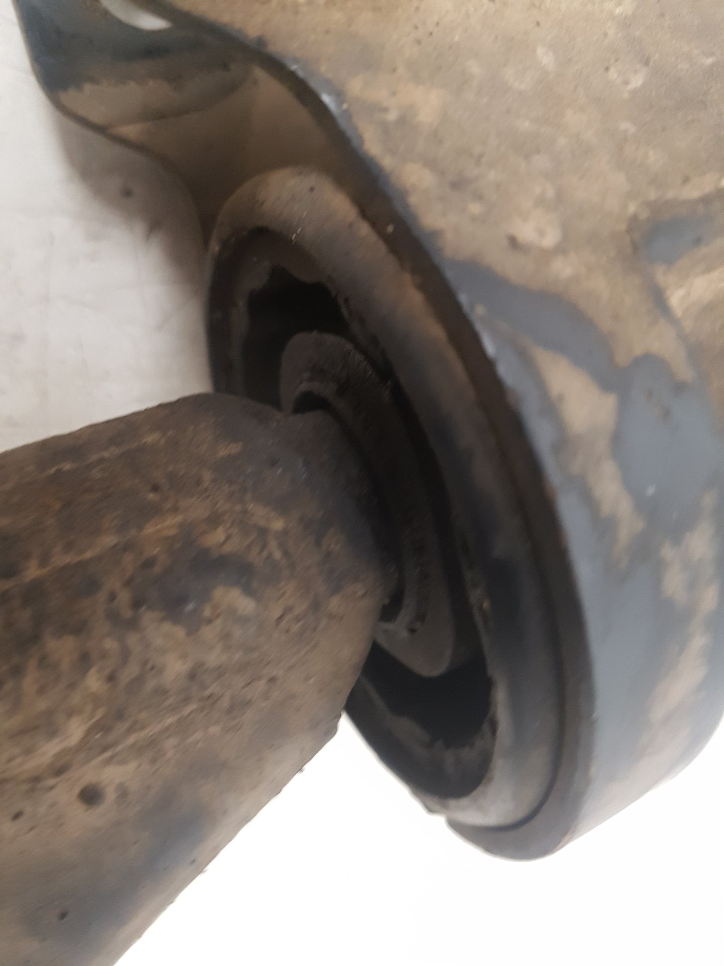 2006 - 2012 Volvo C30  Hatchback Left Front Lower Control Arm