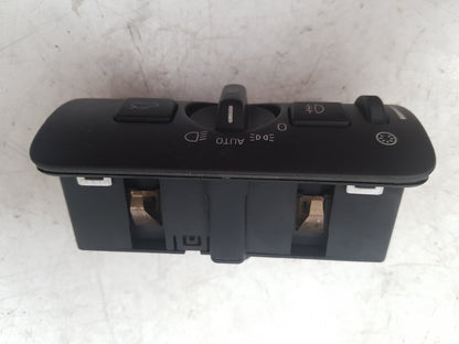 2013 Volvo V40  Hatchback Headlight Switch 30739424