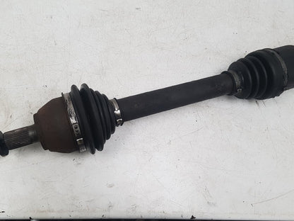 2005 - 2010 Volvo S40  Saloon Driveshaft (Manual) UK Drivers Side Front. 31256933