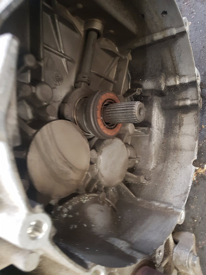 2008 - 2013 Volvo XC60 I 156 Estate Manual Gearbox 9482390