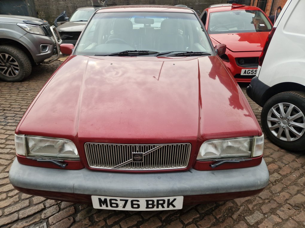 1992 - 1997 Volvo 850  Estate Bonnet 1372917