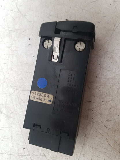 1992 - 1997 Volvo 850  Estate Hazard Switch Control Panel 9125204