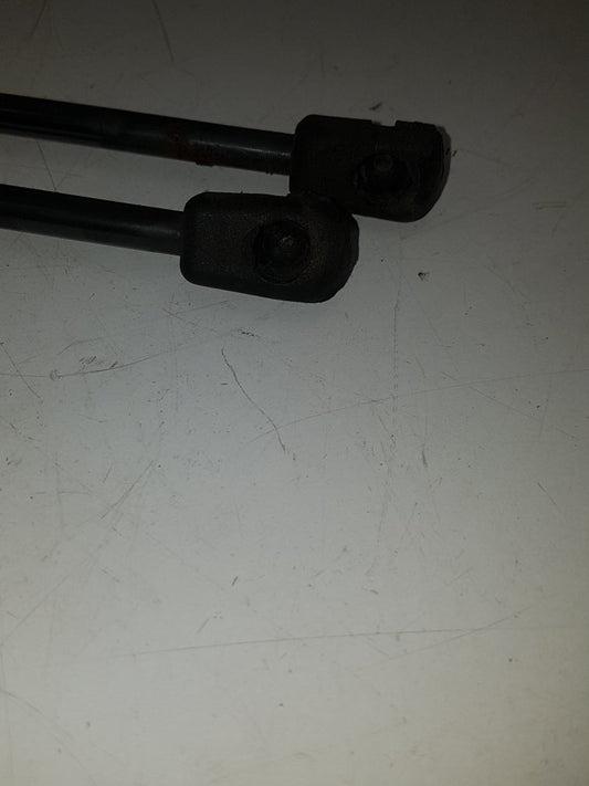 2012 - 2016 Volvo V40  Hatchback BOOT STRUTS/RAMS - PAIR 31217910
