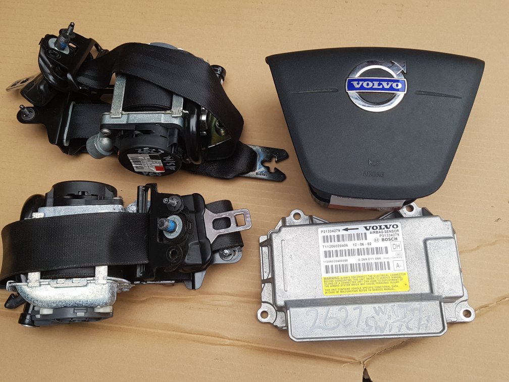 2010 - 2016 Volvo V60   Airbag Kit 31351030 31334779 39818842 39818841