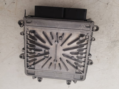 2004 - 2007 Volvo V70  Estate Engine ECU 30729826A