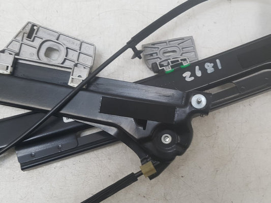 2007 - 2012 Volvo C70 II 542 Convertible WINDOW REGULATOR/MECH ELECTRIC  (FRONT PASSENGER SIDE) 30633660